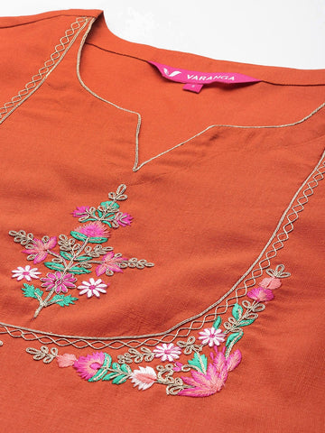 Varanga Women Rust Thread And Zari Embroidered Kurta With Bottom